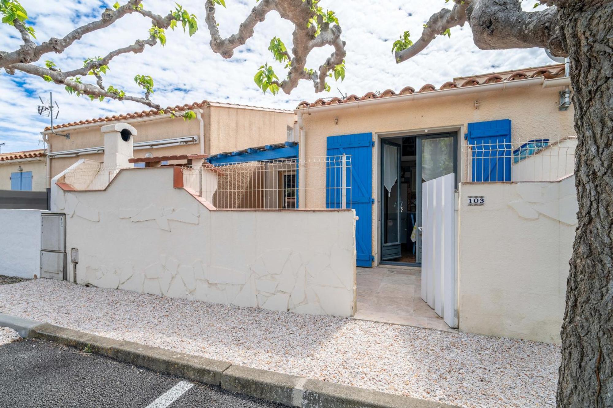 Maison Fleurynes Флері Екстер'єр фото